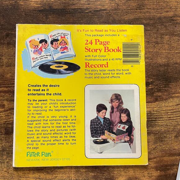 Yogi Bear Jellystone Friends Vintage 1972 RARE Read Along Book and Tape Gift - Picture 2 of 7